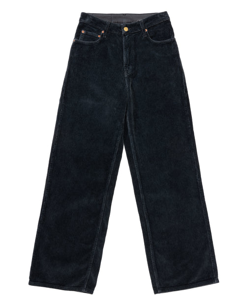 Elissa Corduroy