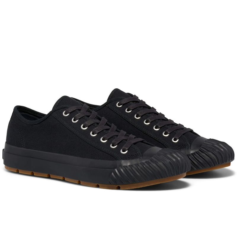 Grounder Low-Top Sneaker