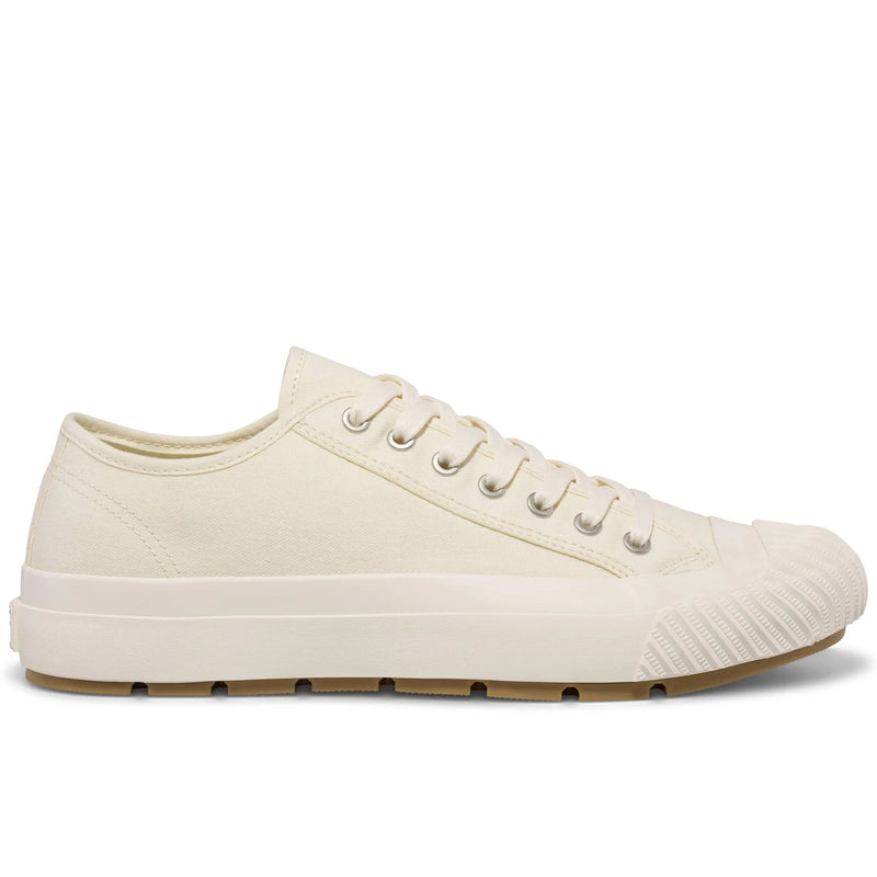 Grounder Low-Top Sneaker