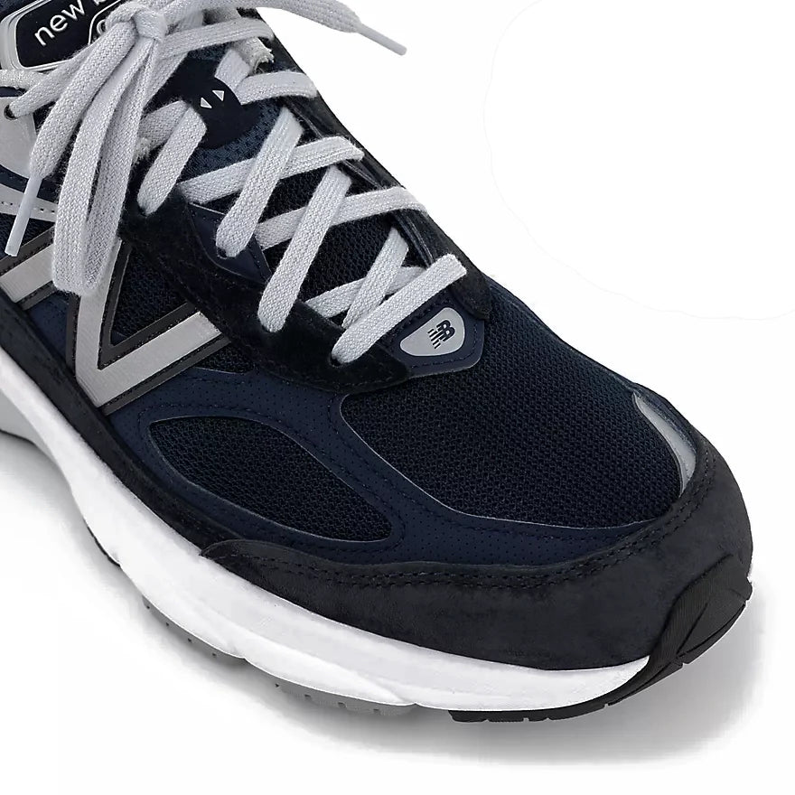 MADE in USA 990v6