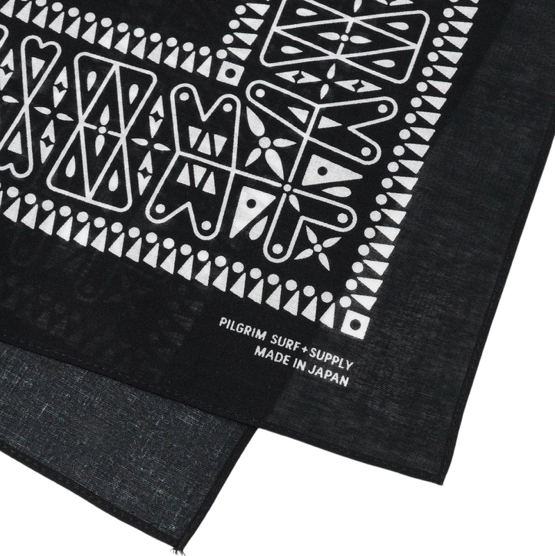 Pennant Cross Bandana