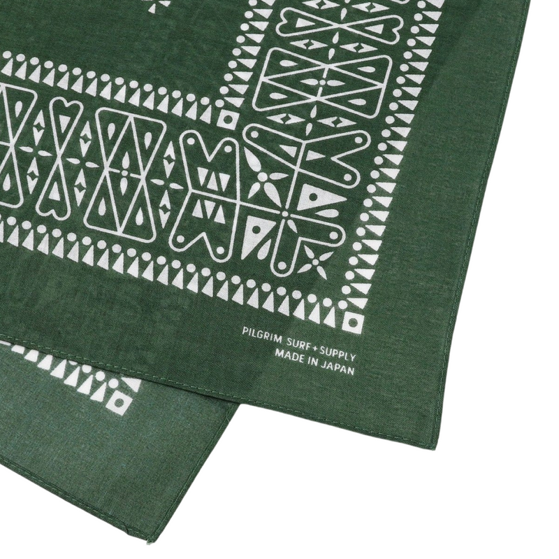 Pennant Cross Bandana