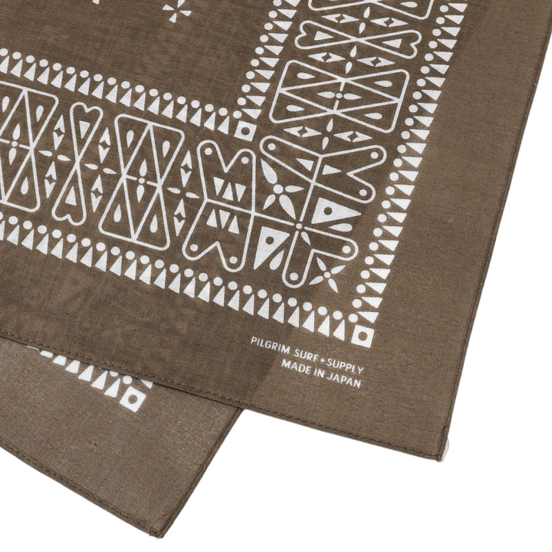 Pennant Cross Bandana