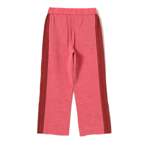Aya Aizu Pant