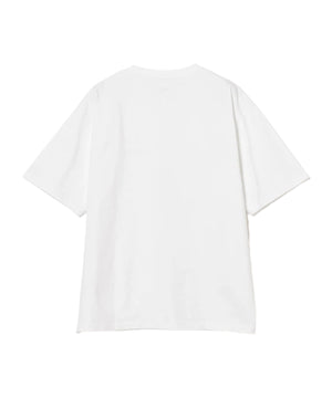  Minimalist Embroidered Tee 