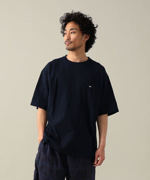  Minimalist Embroidered Tee 